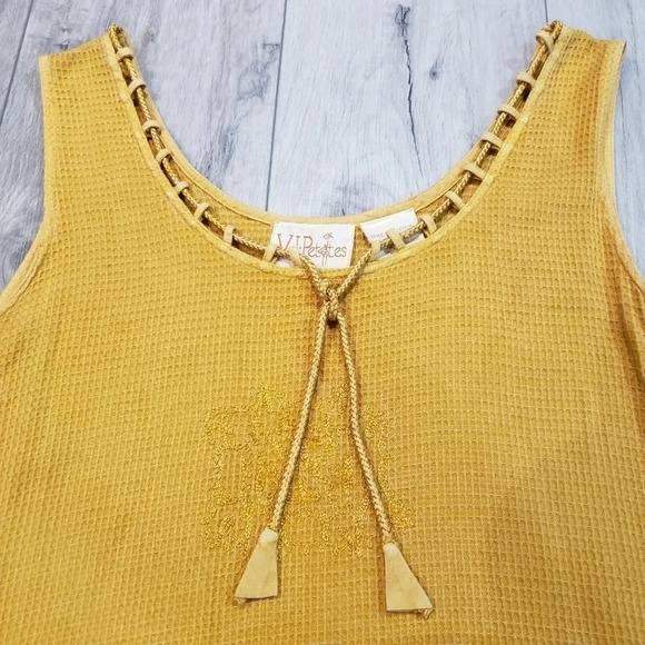 V-I-Petites Yellow Sleeveless Embroidered Maxi Dress Womans M/M - Picture 2 of 9